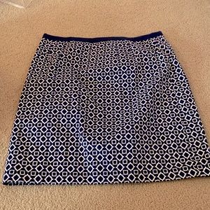 Cute printed skirt- NEVER WORN!